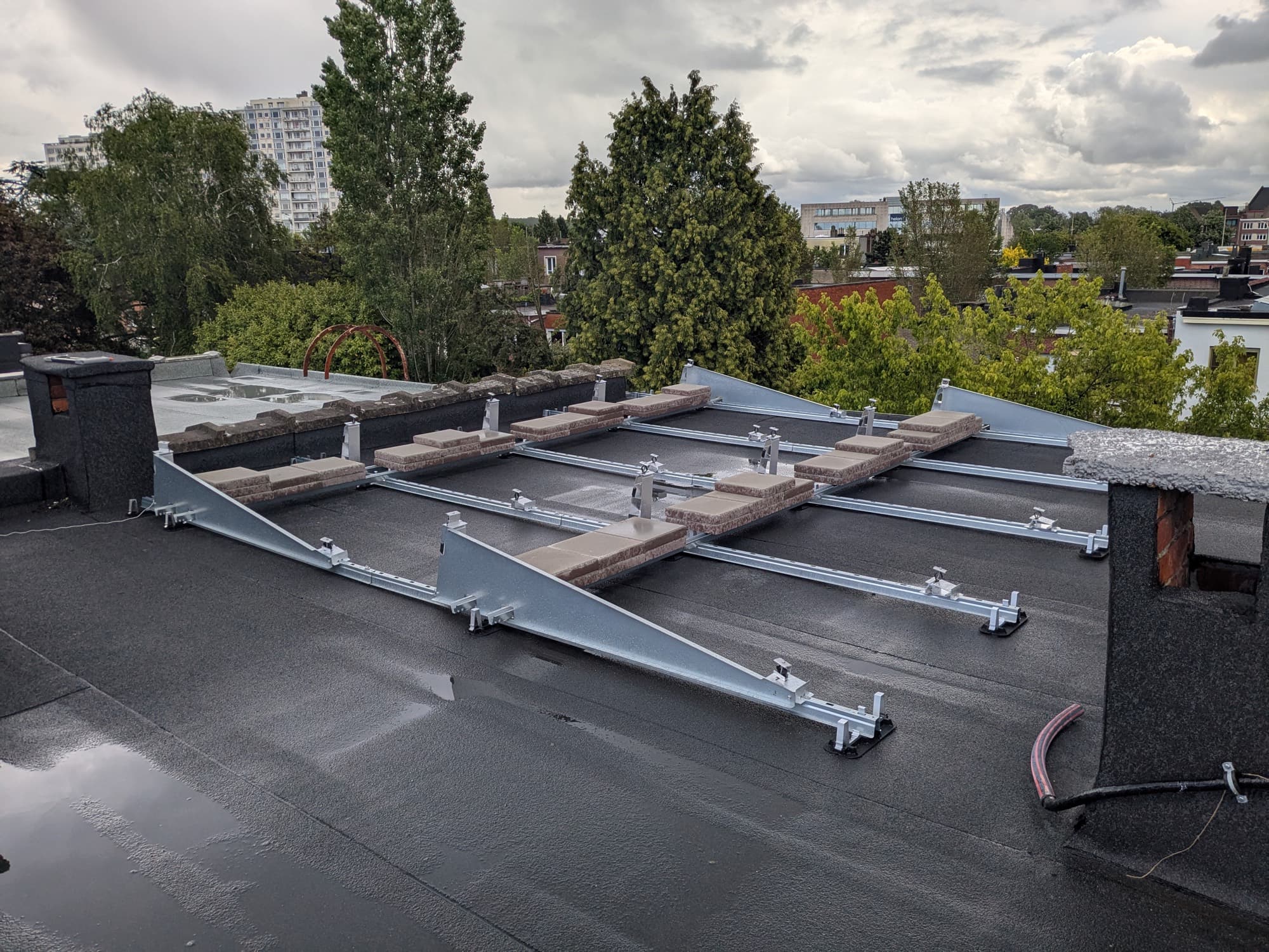 Zonnepaneleninstallatie op woning (project HVT)